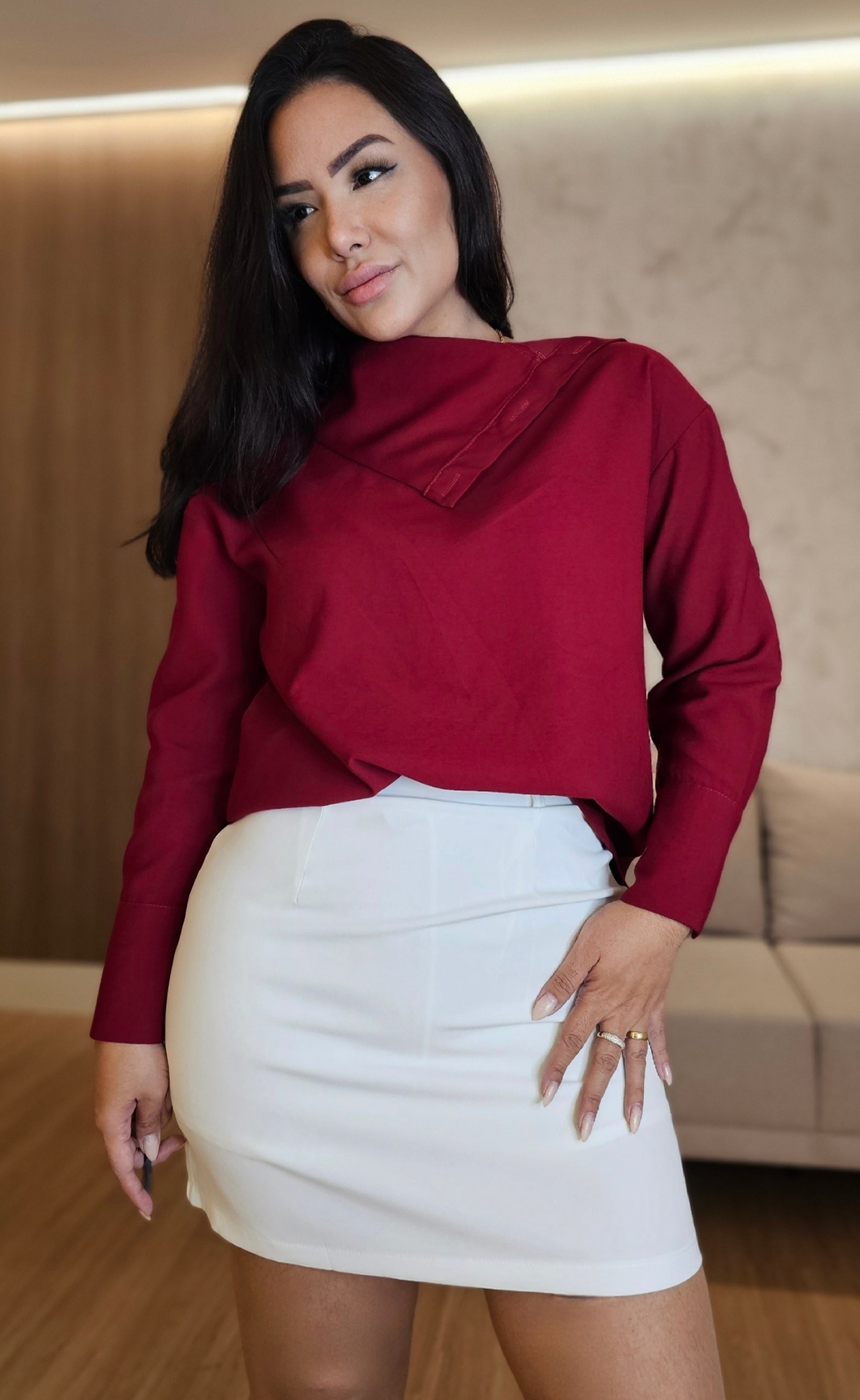 Saia branca com forro em alfaiataria