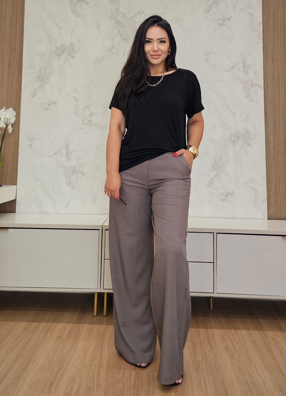 Calça Pantalona feminina cinza de Alfaiataria