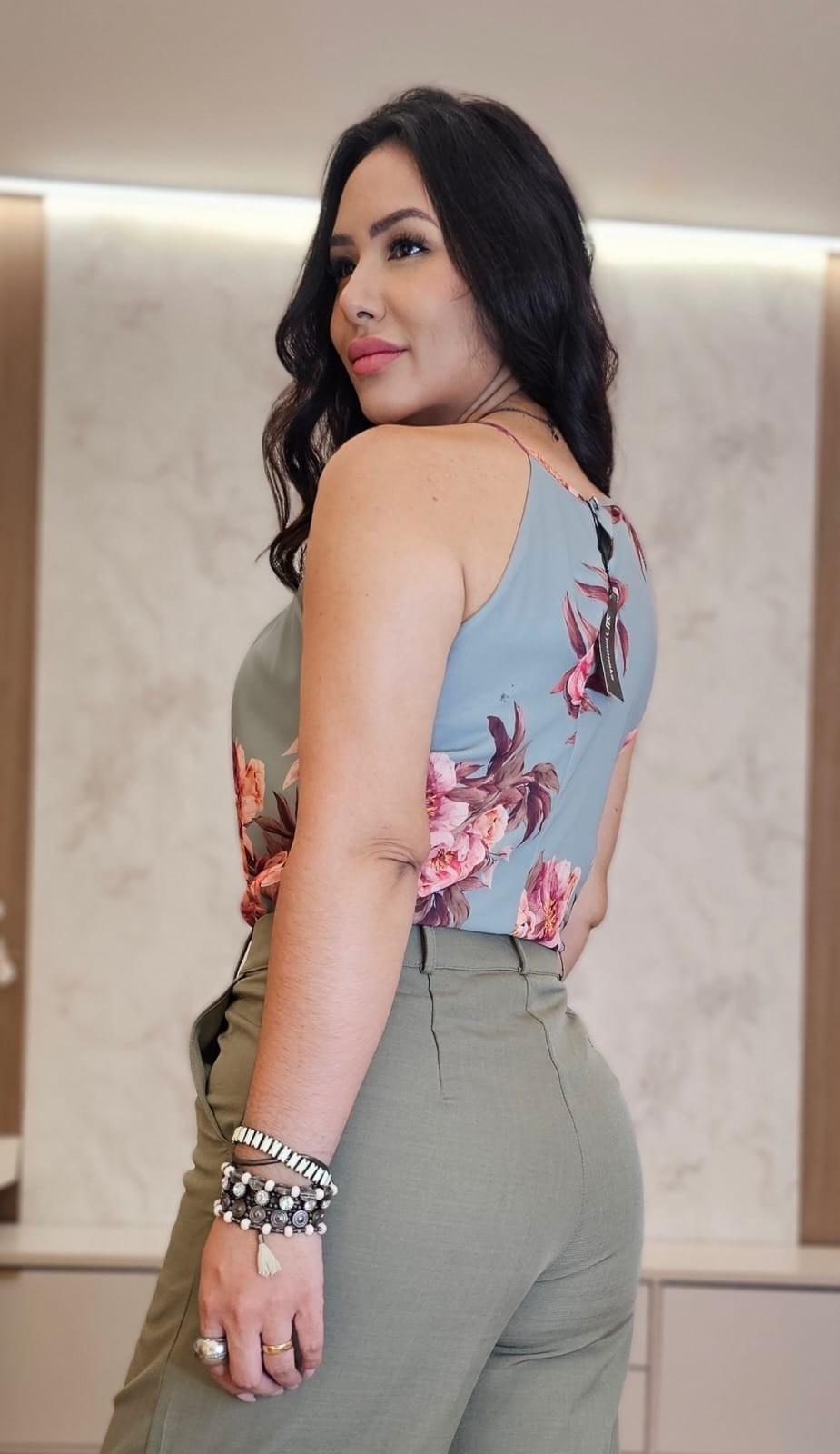 Blusa feminina de Estampa Floral com forro