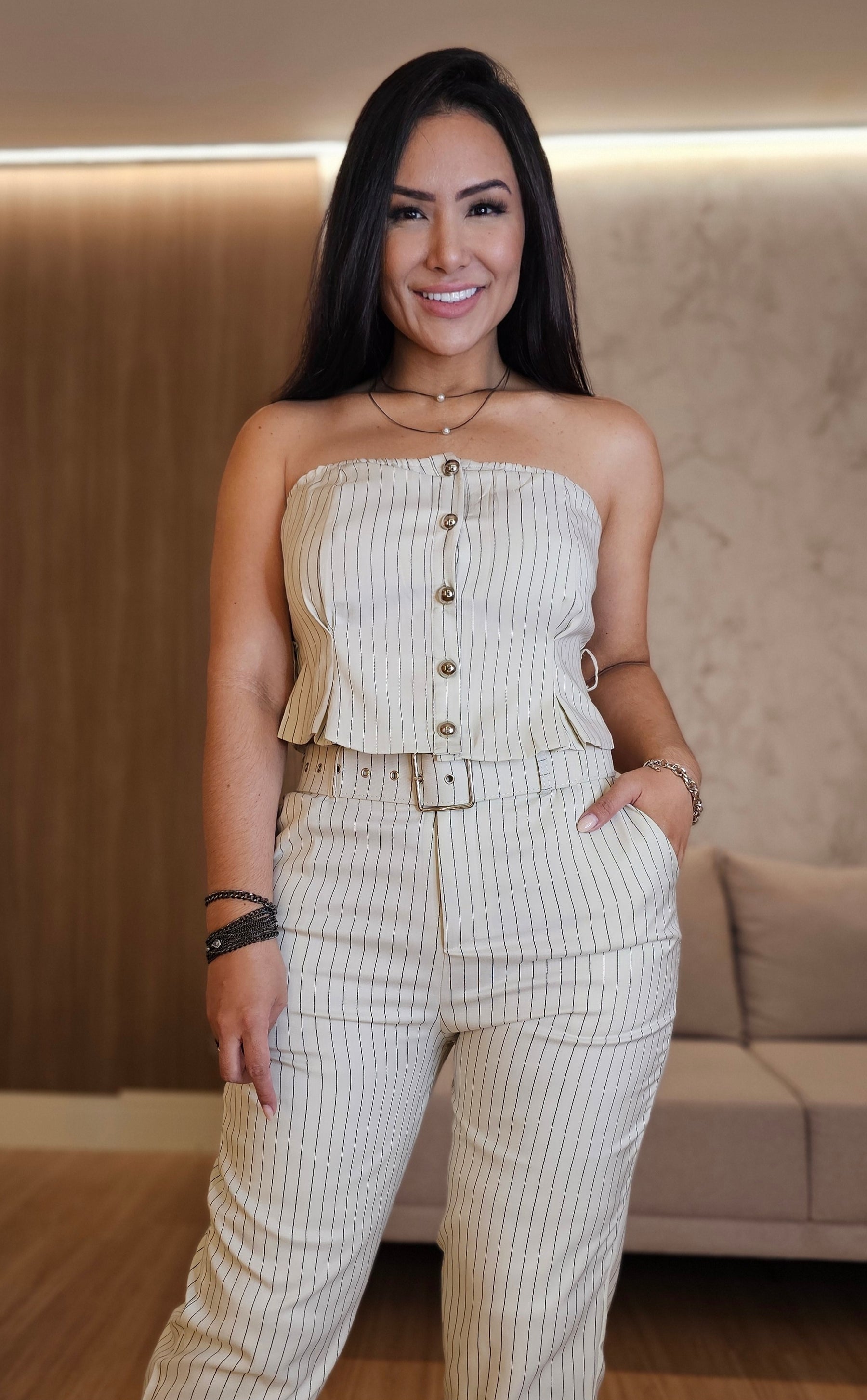 Conjunto Feminino Alfaiataria Risca de Giz – com cinto