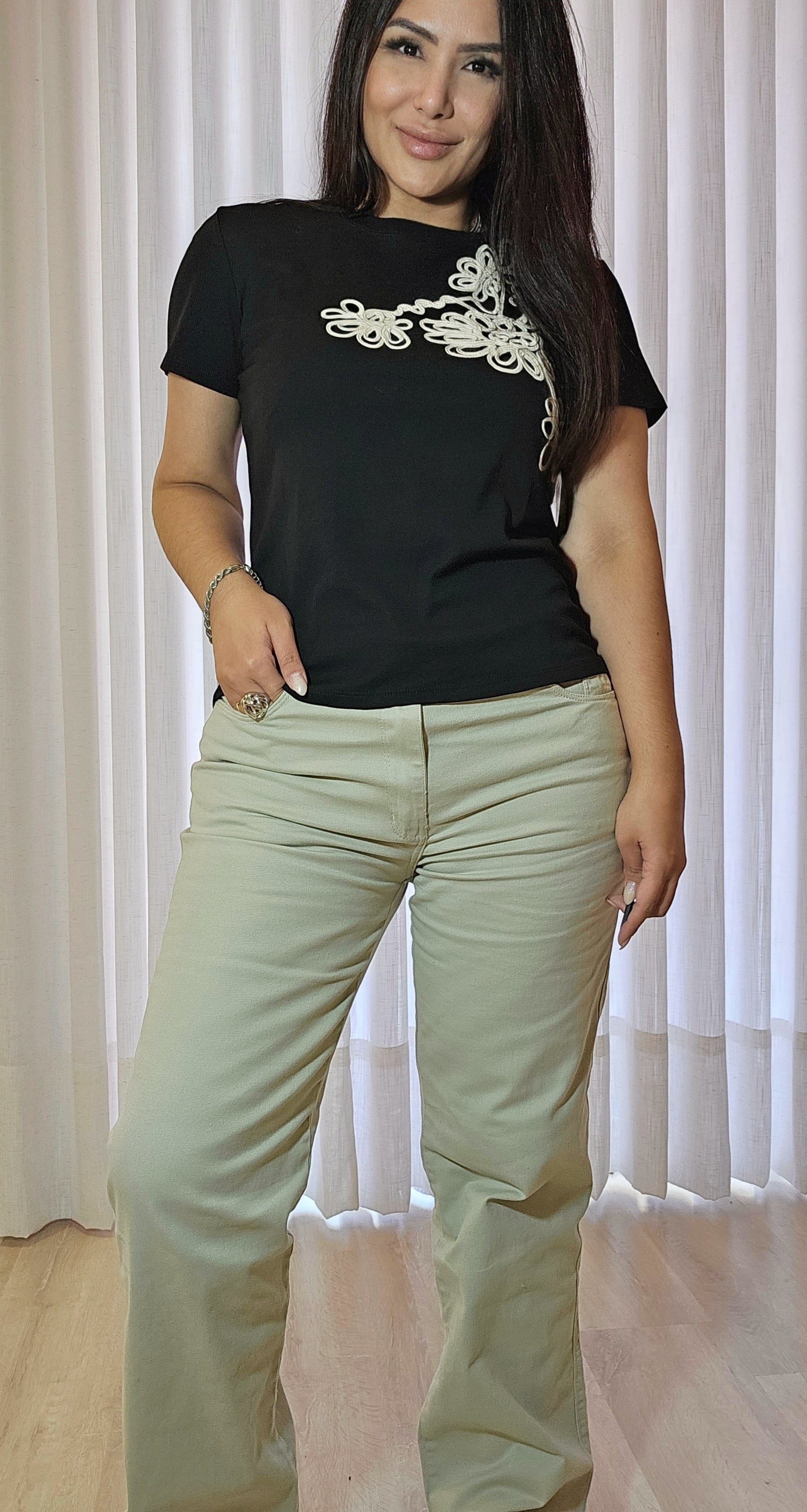 Calça jeans feminina em algodão premium – Bege