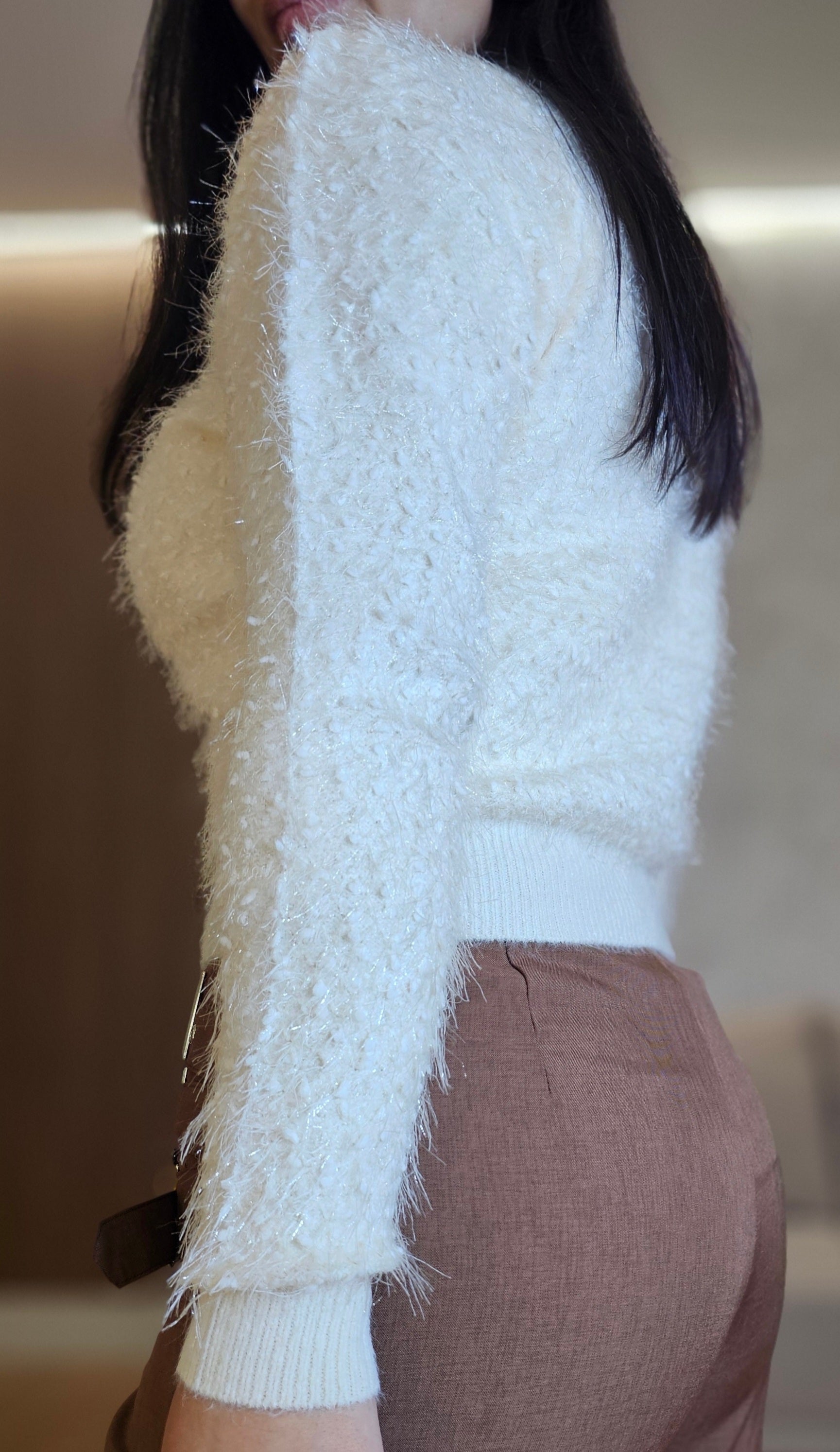 Calça Feminina Marrom com Fivelas prateadas