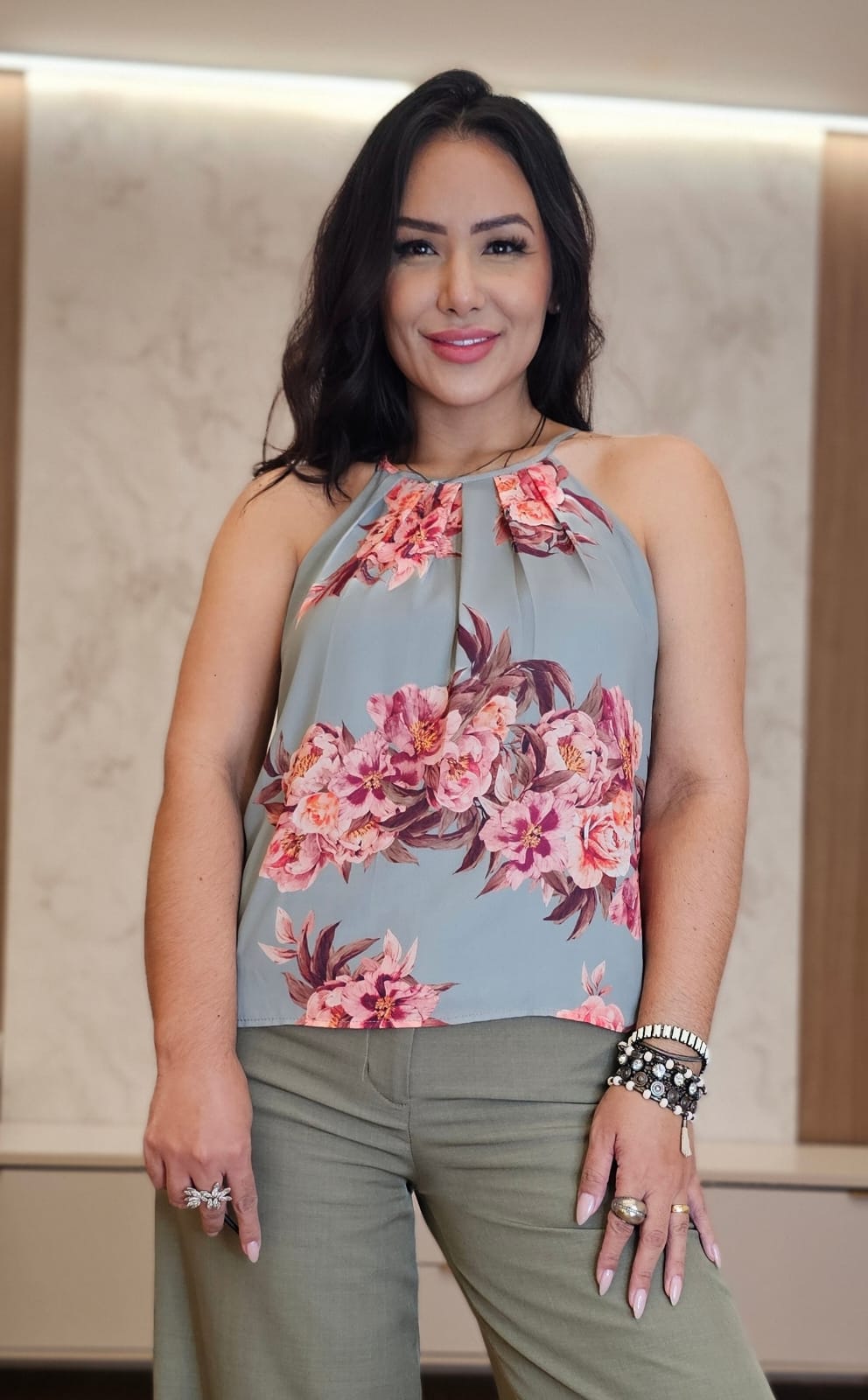 Blusa feminina de Estampa Floral com forro