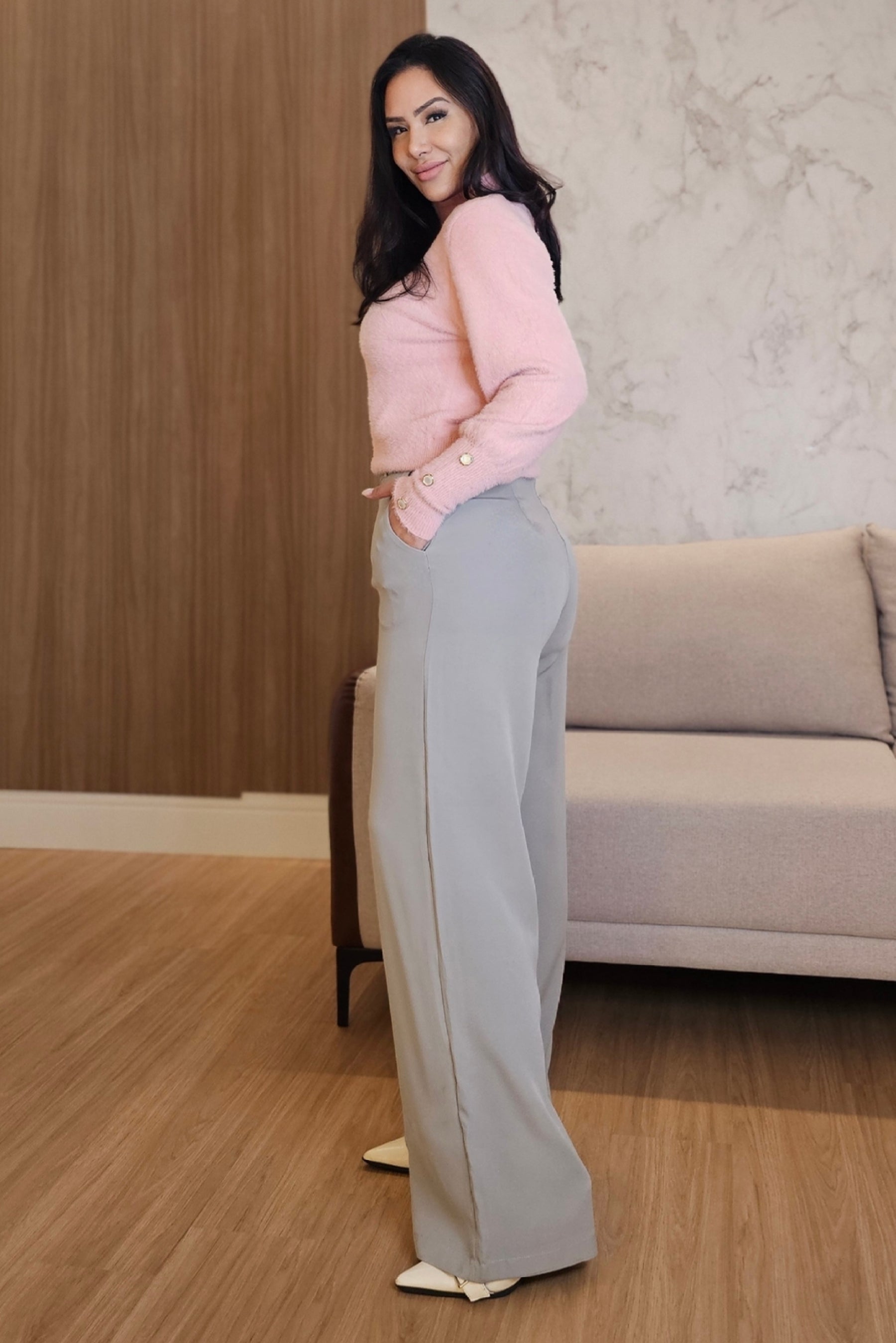 Calça Pantalona Natasha em Alfaiataria - em cores