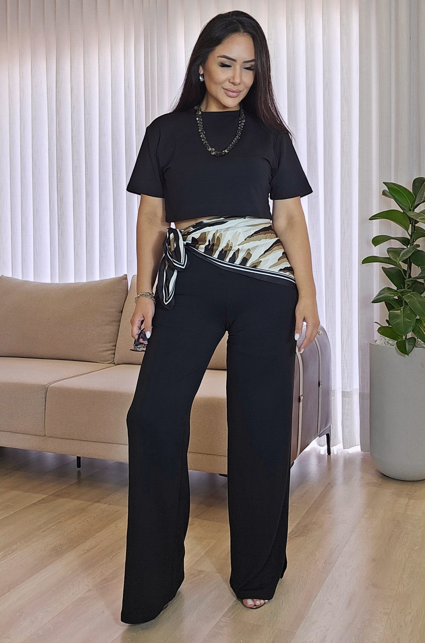 Conjunto Feminino Preto em Viscose Premium com Elastano