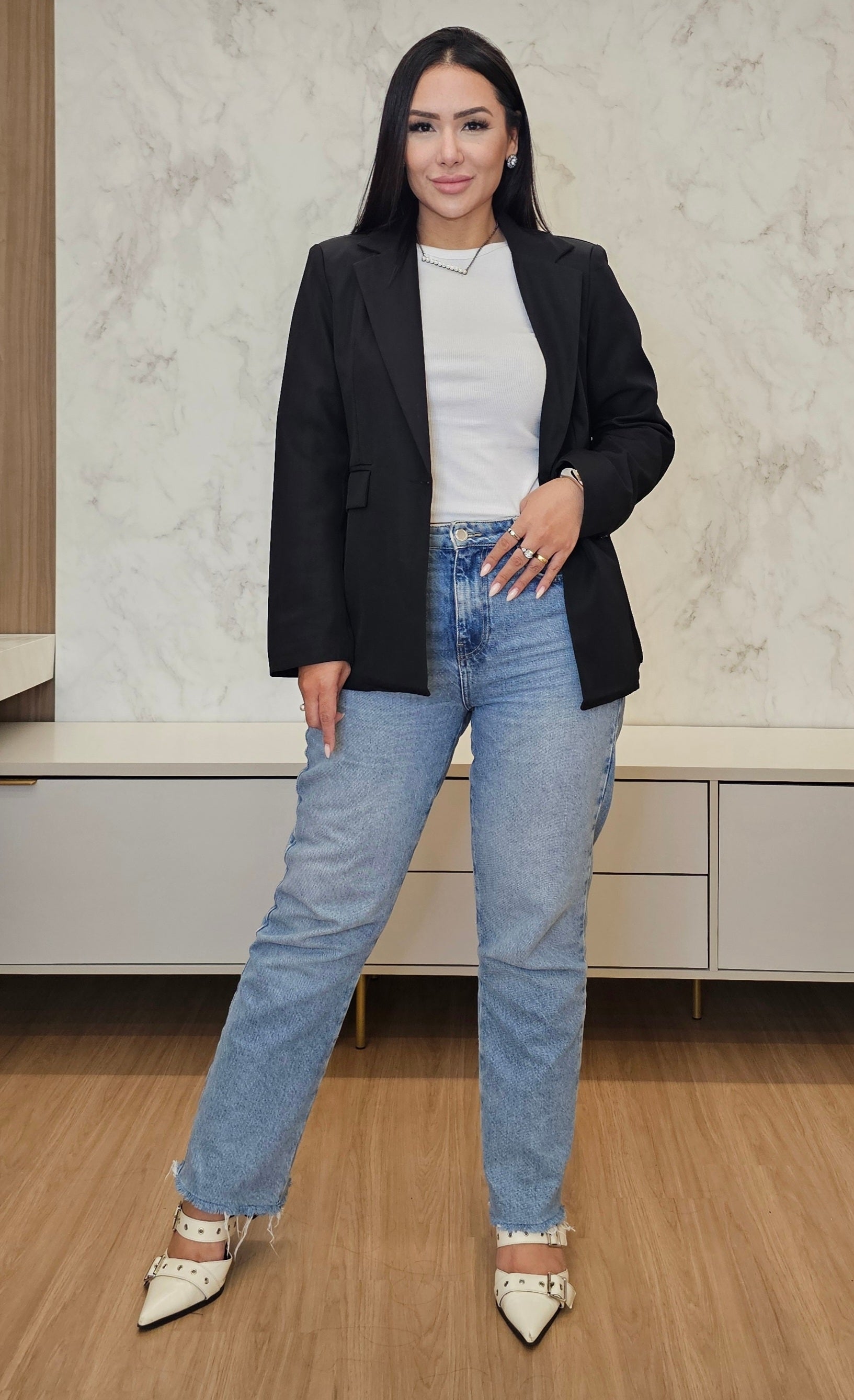 Blazer Feminino Preto de Alfaiataria Forrado