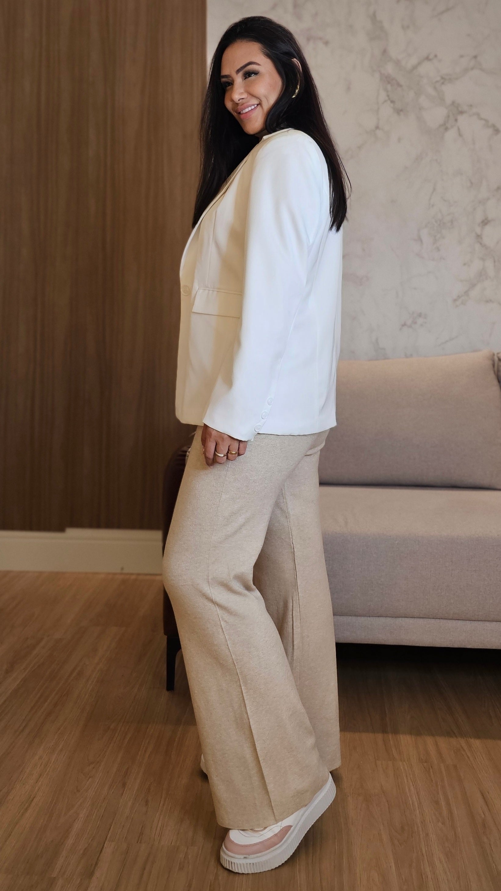 Blazer Feminino Branco de Alfaiataria – Forrado