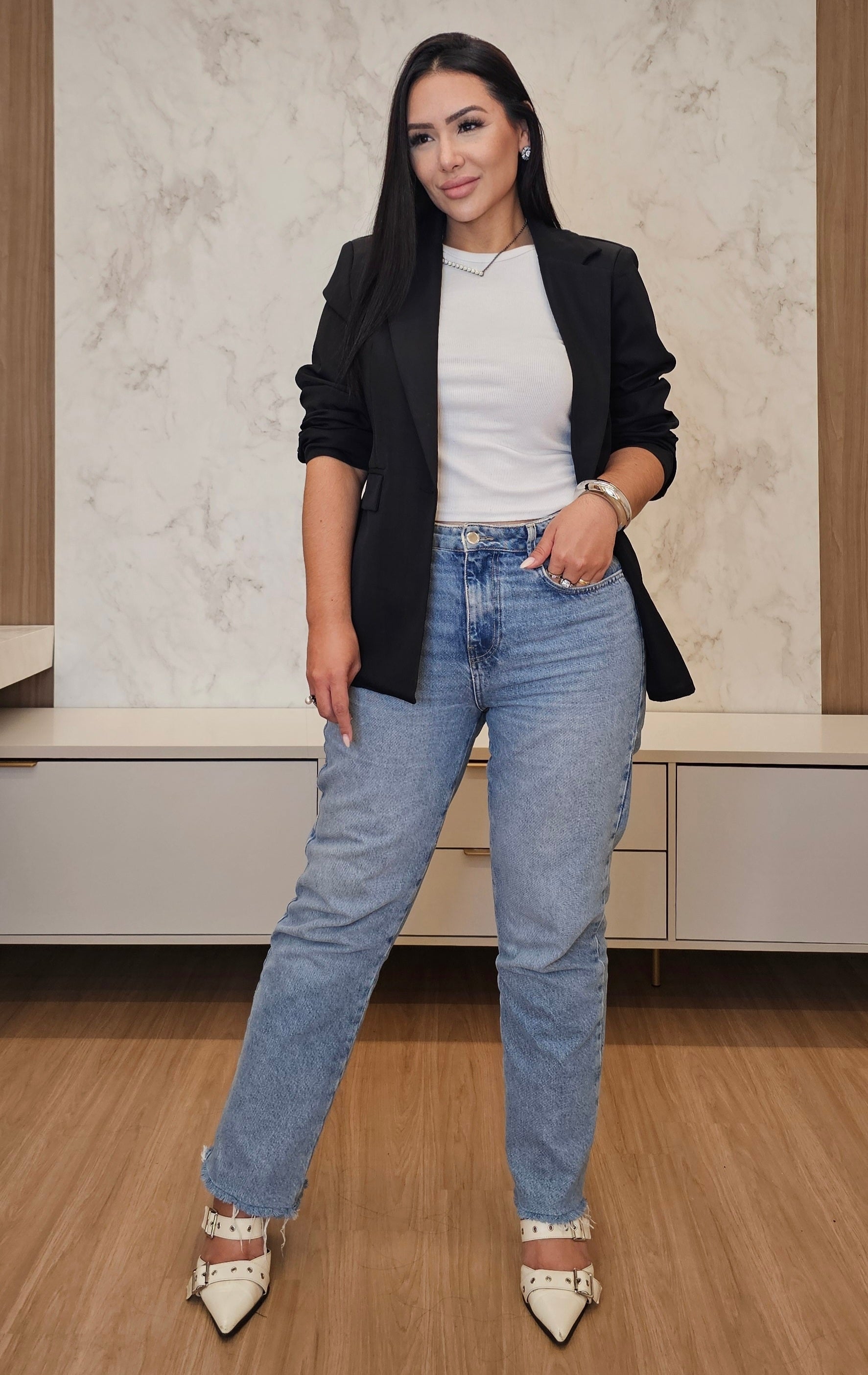 Blazer Feminino Preto de Alfaiataria Forrado