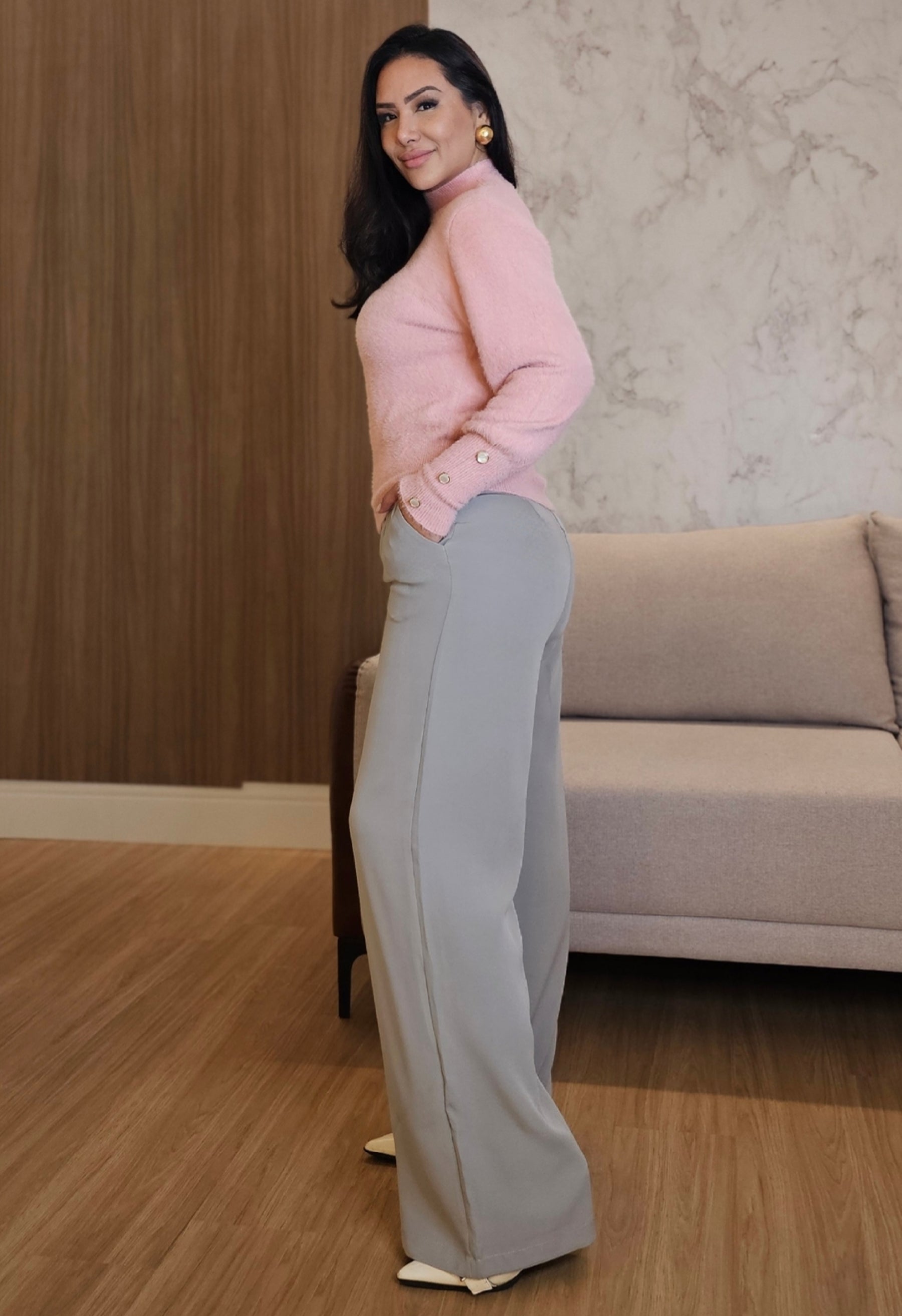 Calça Pantalona feminina cinza em Alfaiataria