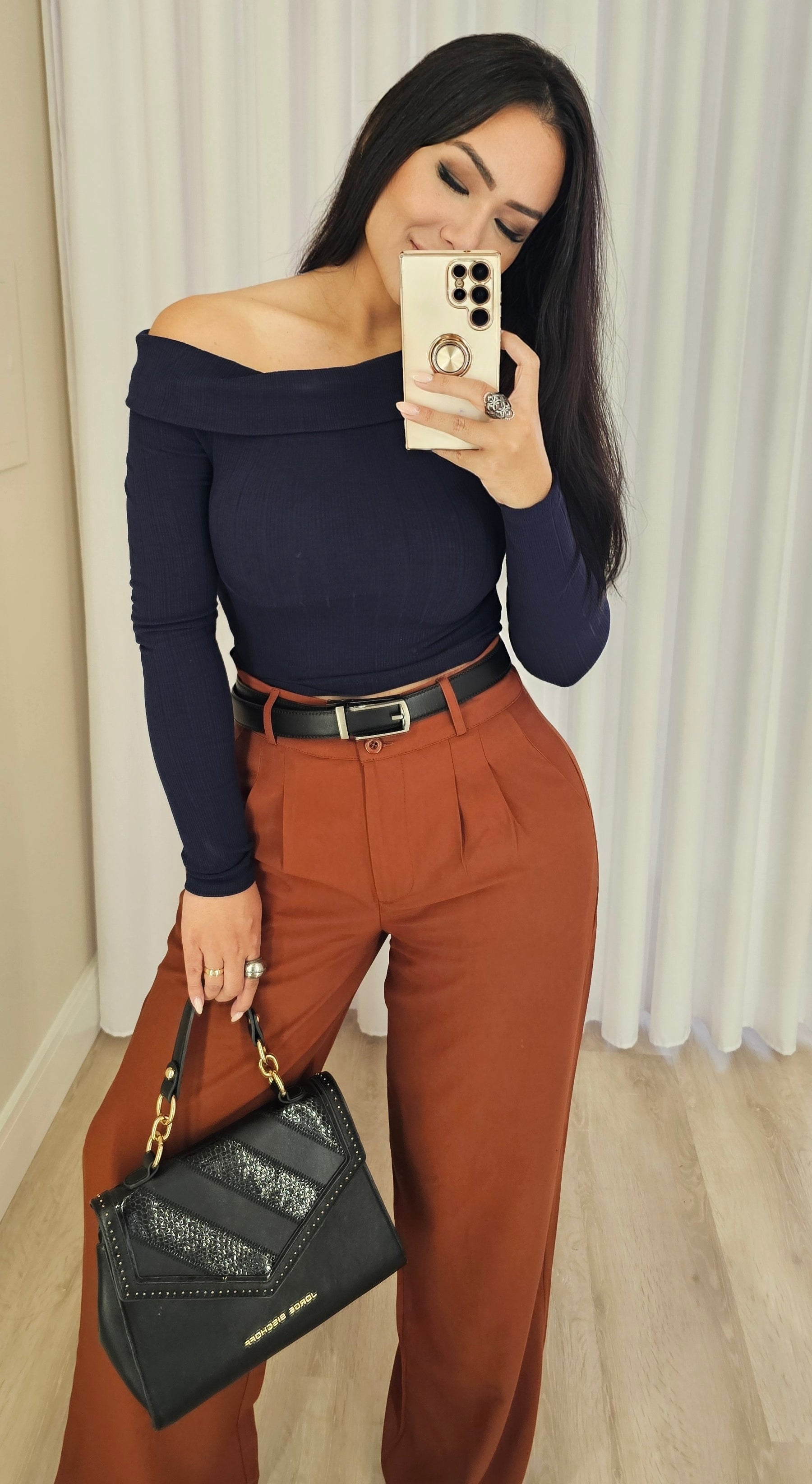 Calça feminina Pantalona marrom em alfaiataria