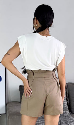 Blusa feminina com Detalhe nos Ombros na Cor Branca - Ana Paula