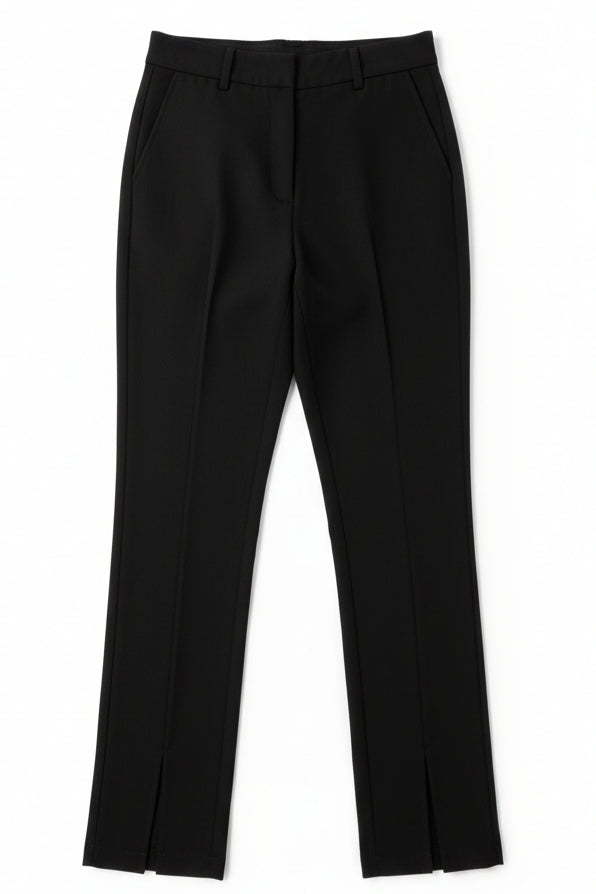 Calça feminina preta de Alfaiataria com Fenda na Barra