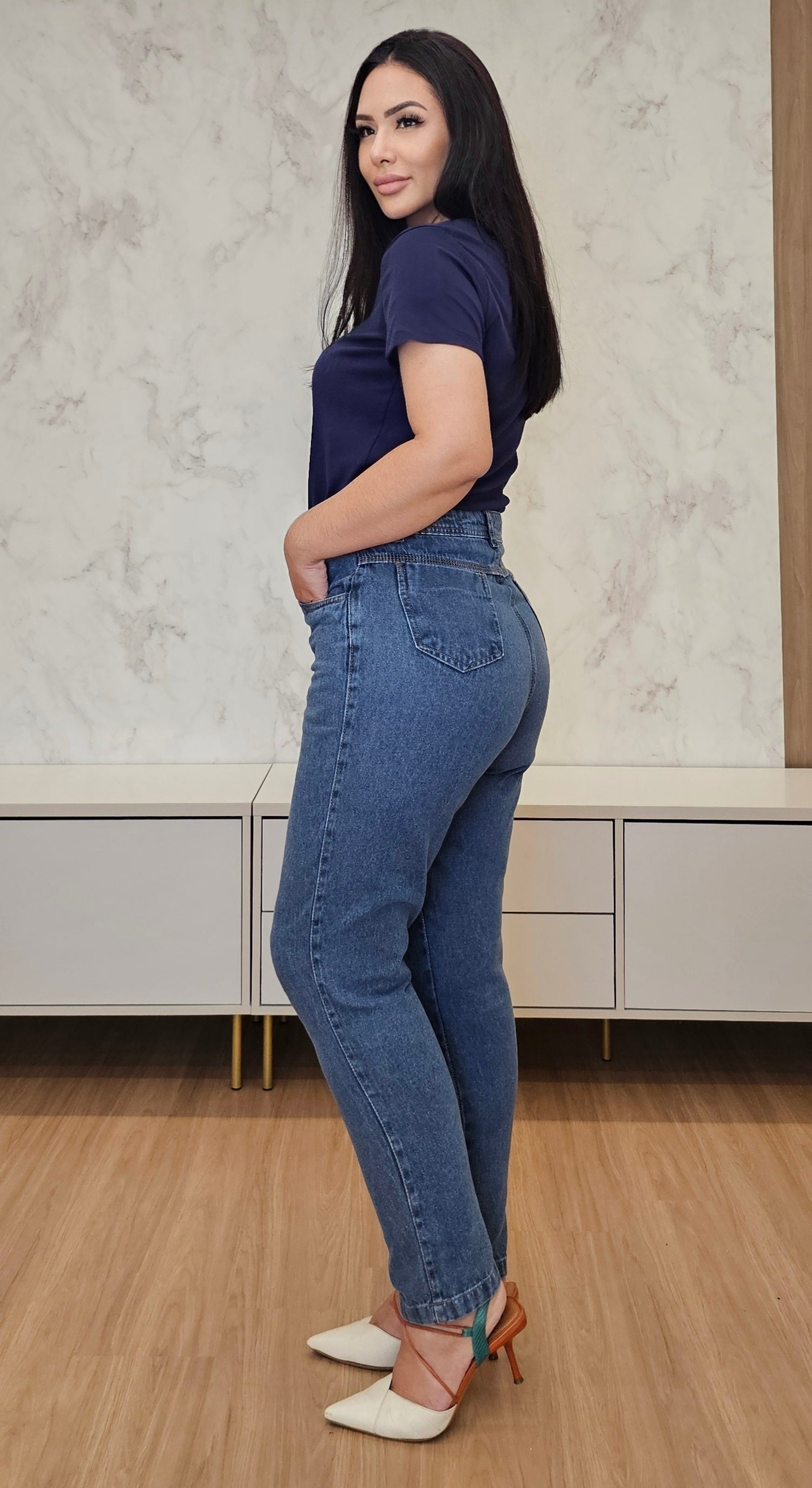 Calça Mom Jeans Feminina Cintura Alta – 100% Algodão
