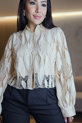 Camisa Íris em Renda Guipir - em cores