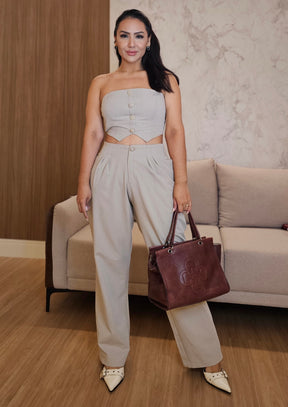 Conjunto Feminino de Alfaiataria Bege com Top Estruturado e Calça Cintura Alta