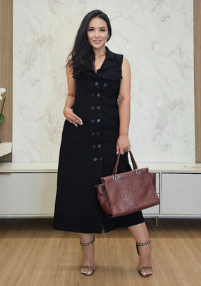 Vestido/Chemise midi em alfaiataria luxo com abotoamento frontal duplo e faixa de amarração