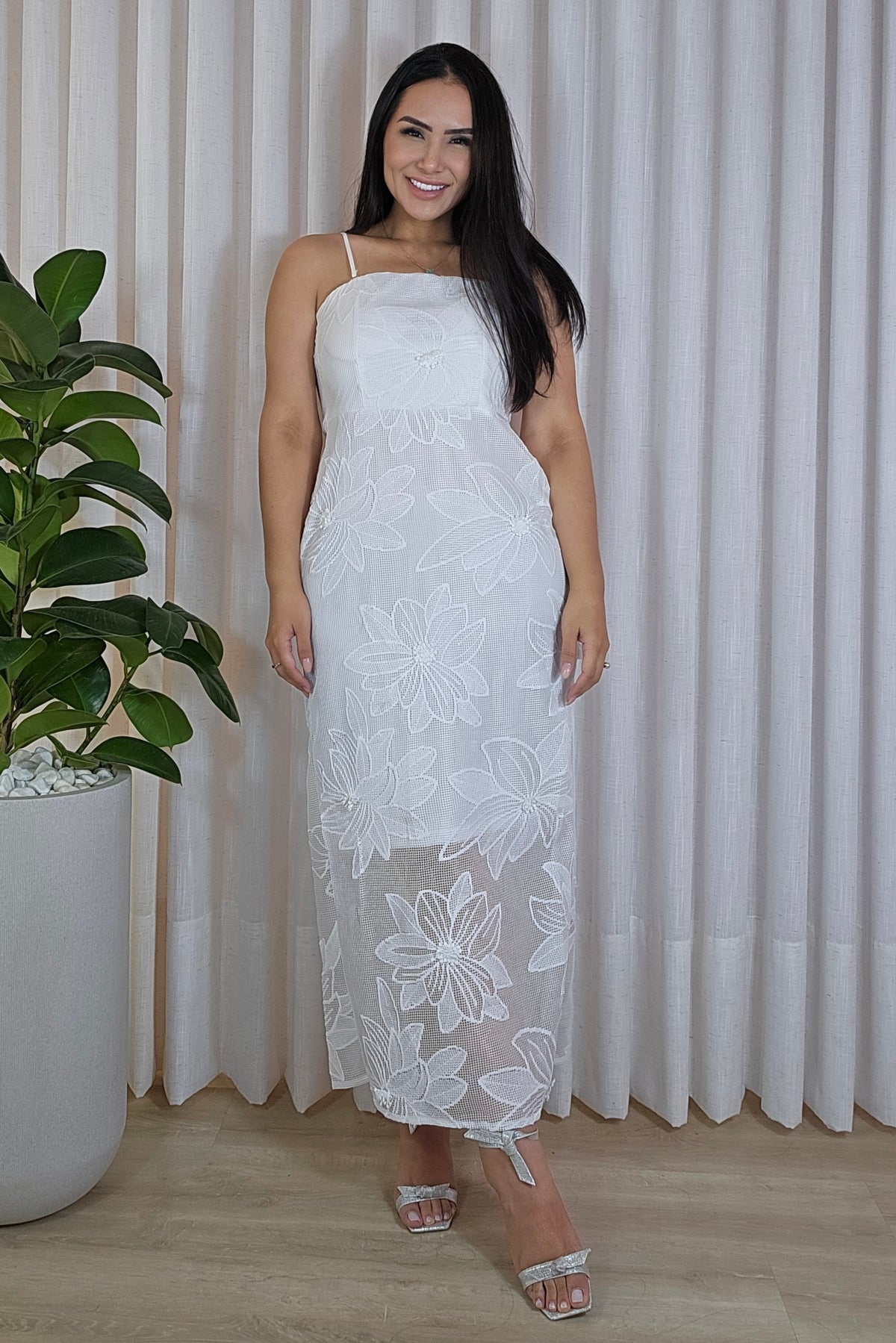 Vestido Hana branco com bojo