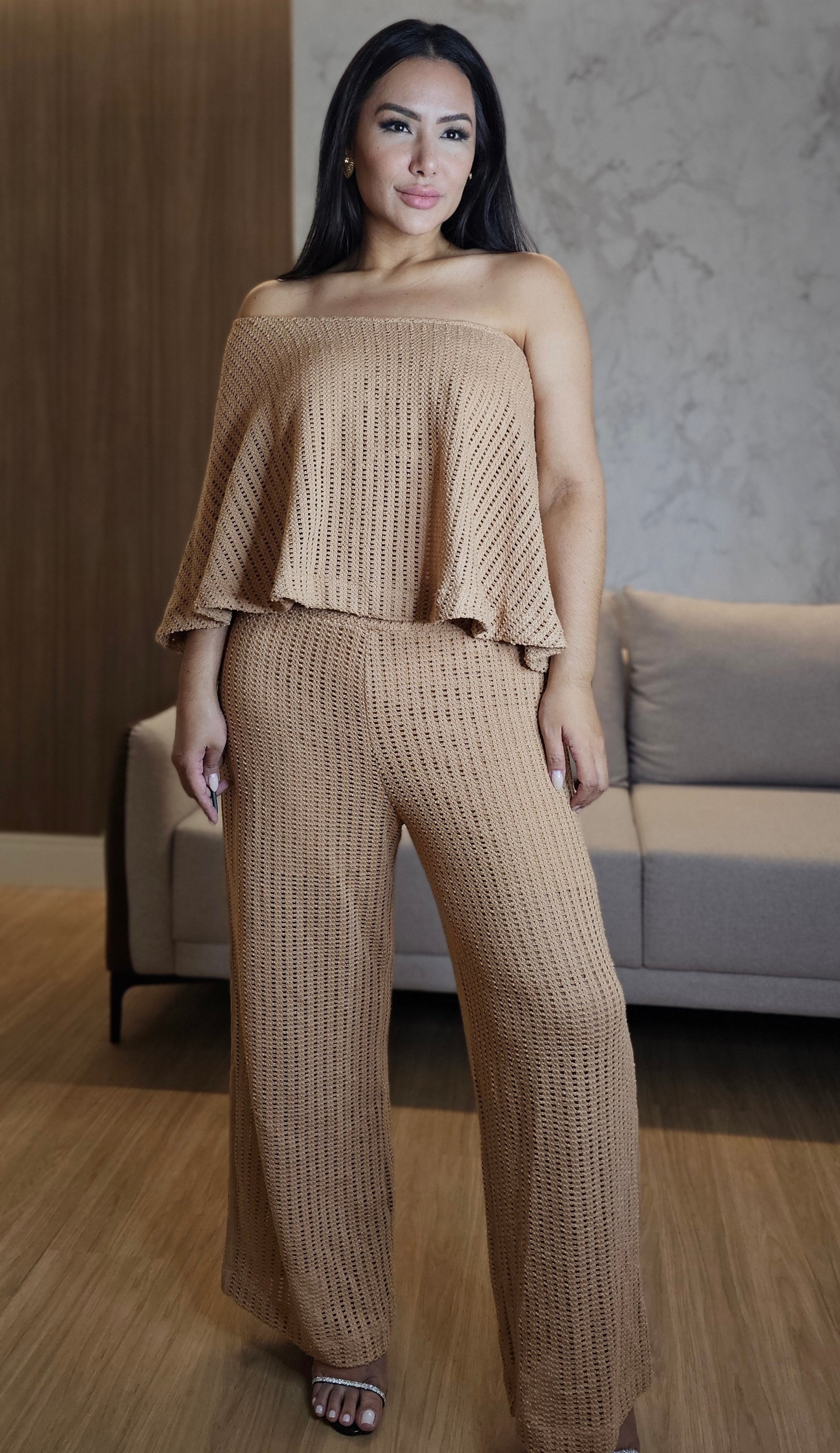 Conjunto Feminino de Tricô Premium Nude – Blusa Versátil e Calça com Dupla Possibilidade de Uso