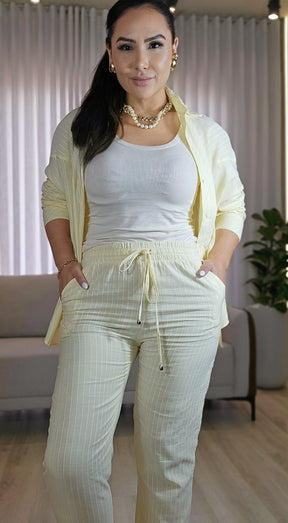 Conjunto Feminino Amarelo Claro Listrado