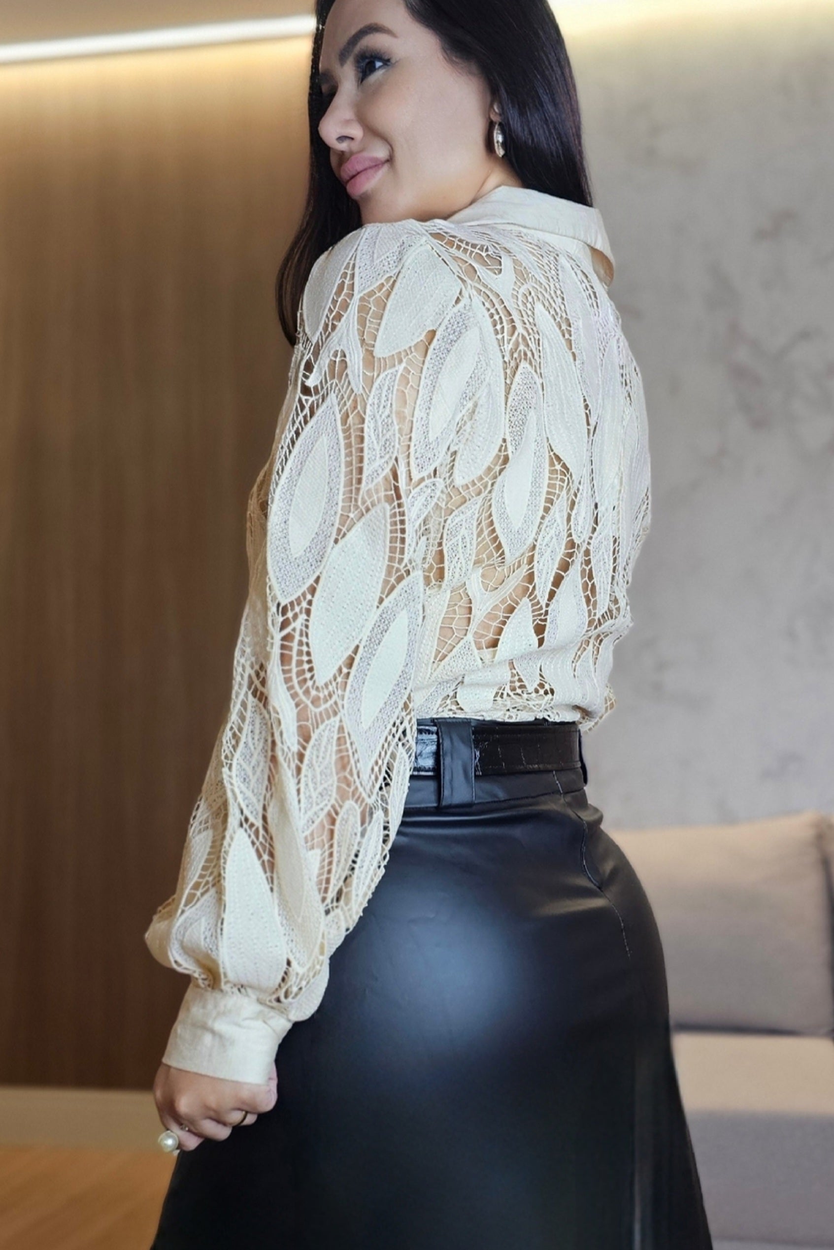 Camisa Íris em Renda Guipir - em cores