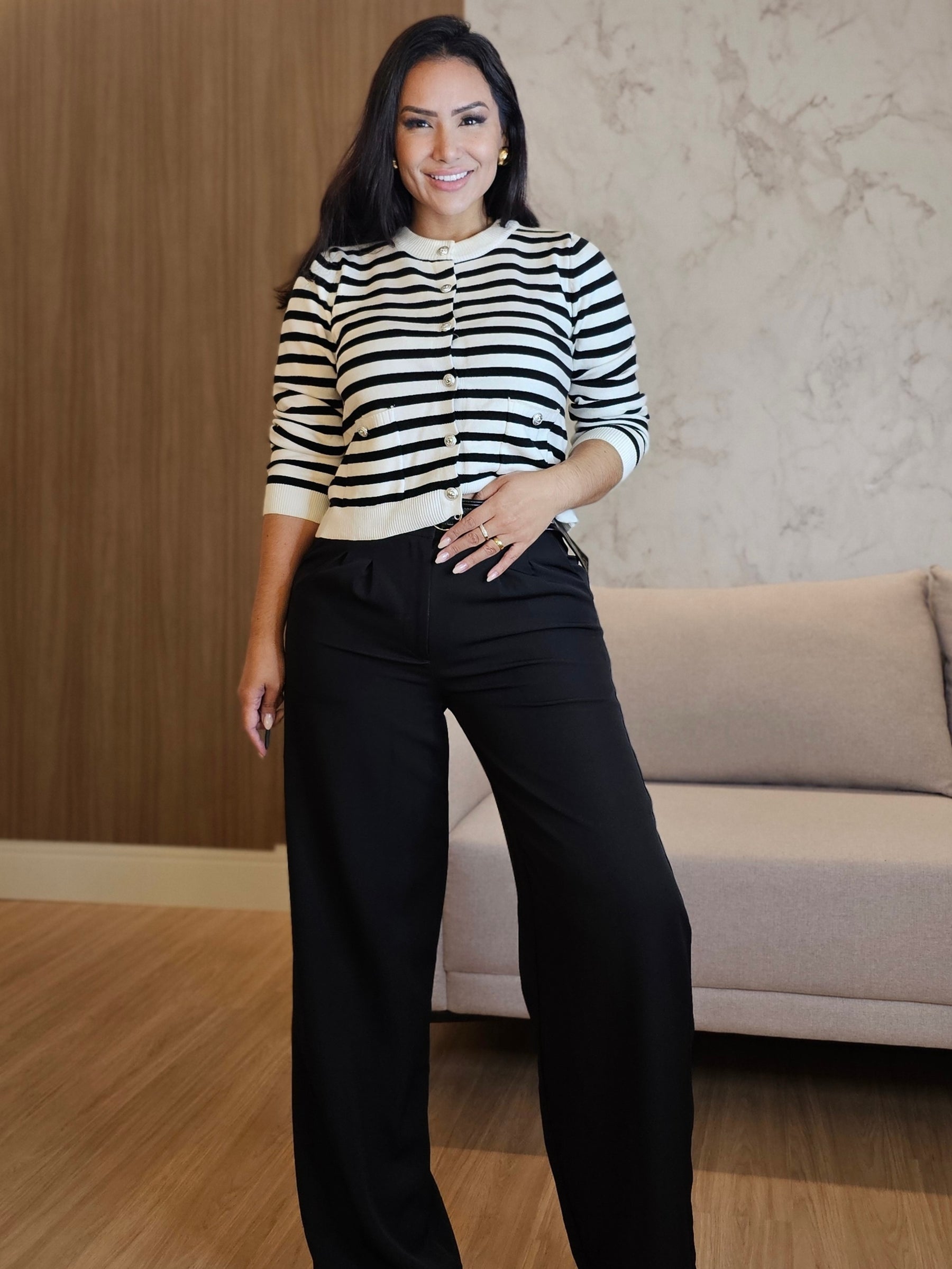 Cardigan Feminino Listrado em Modal Premium – Botões Funcionais