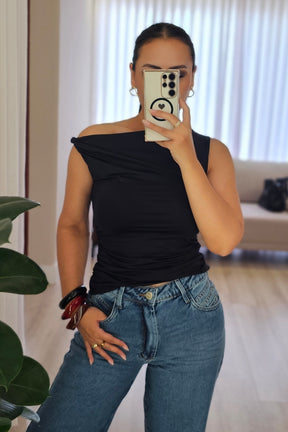 Blusa Assimétrica em Malha fria Premium com Elastano