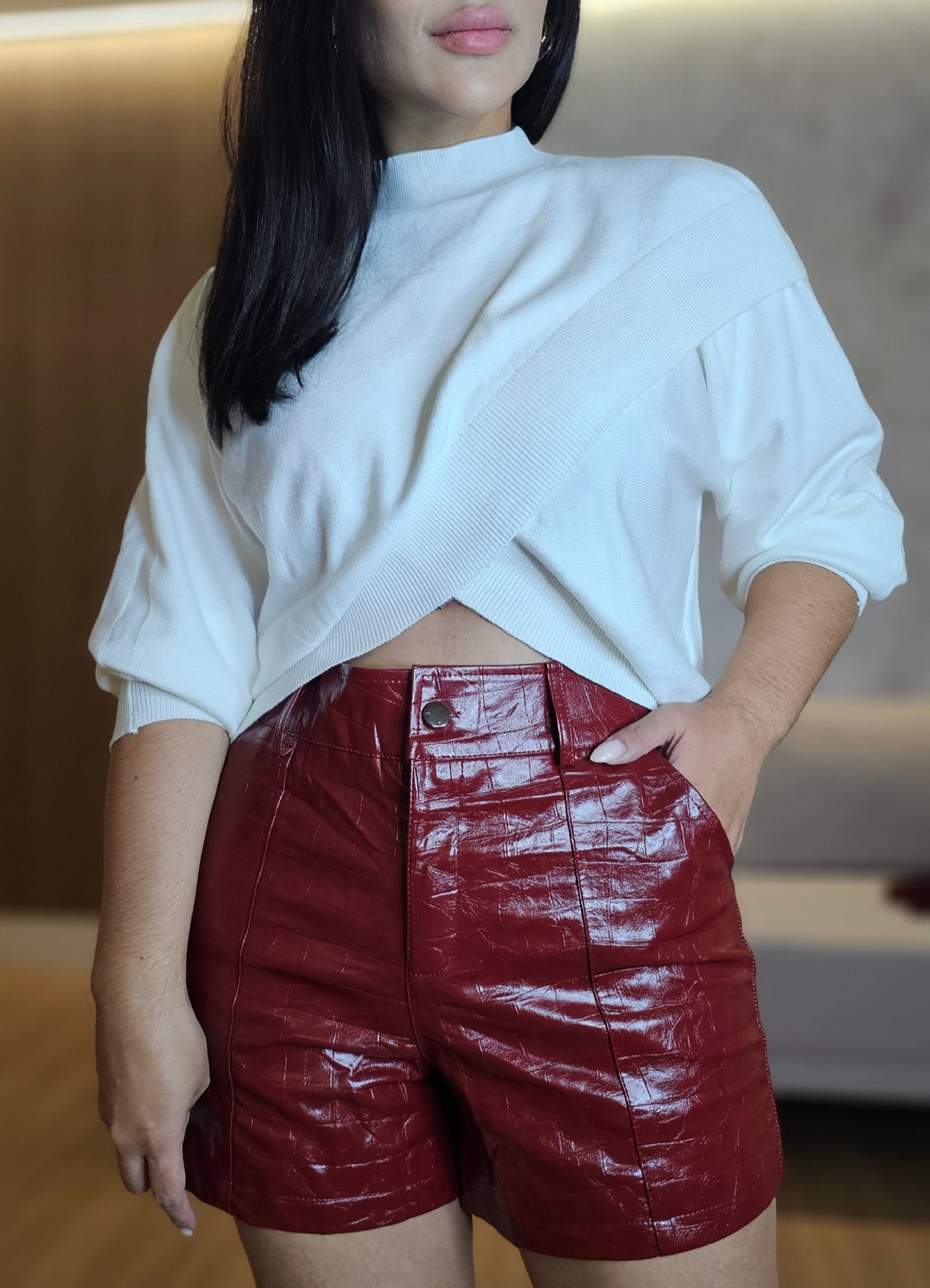 Blusa Branca Feminina Tricot com Detalhe Transpassado e Elastano