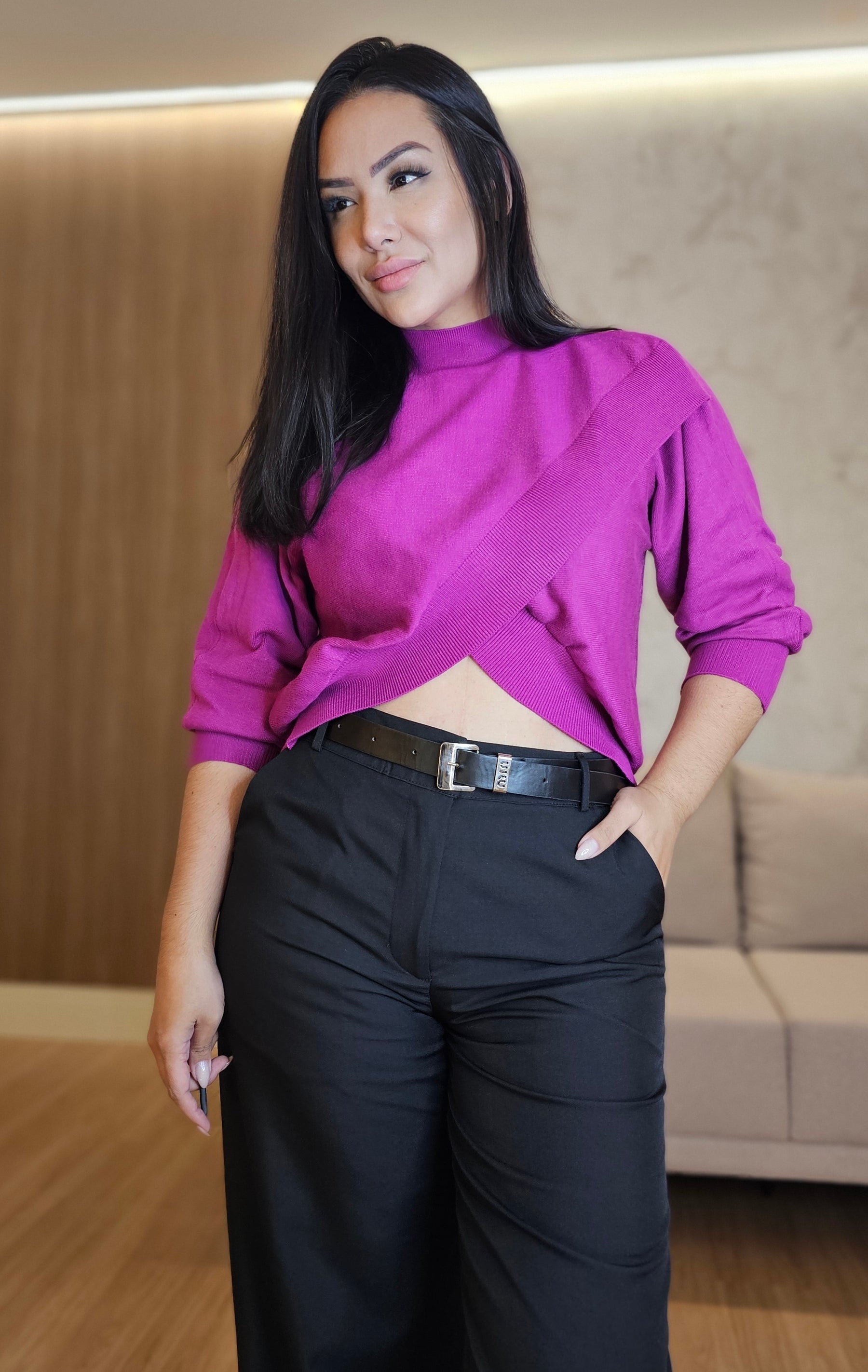 Blusa magenta Feminina Tricot com Detalhe Transpassado e Elastano