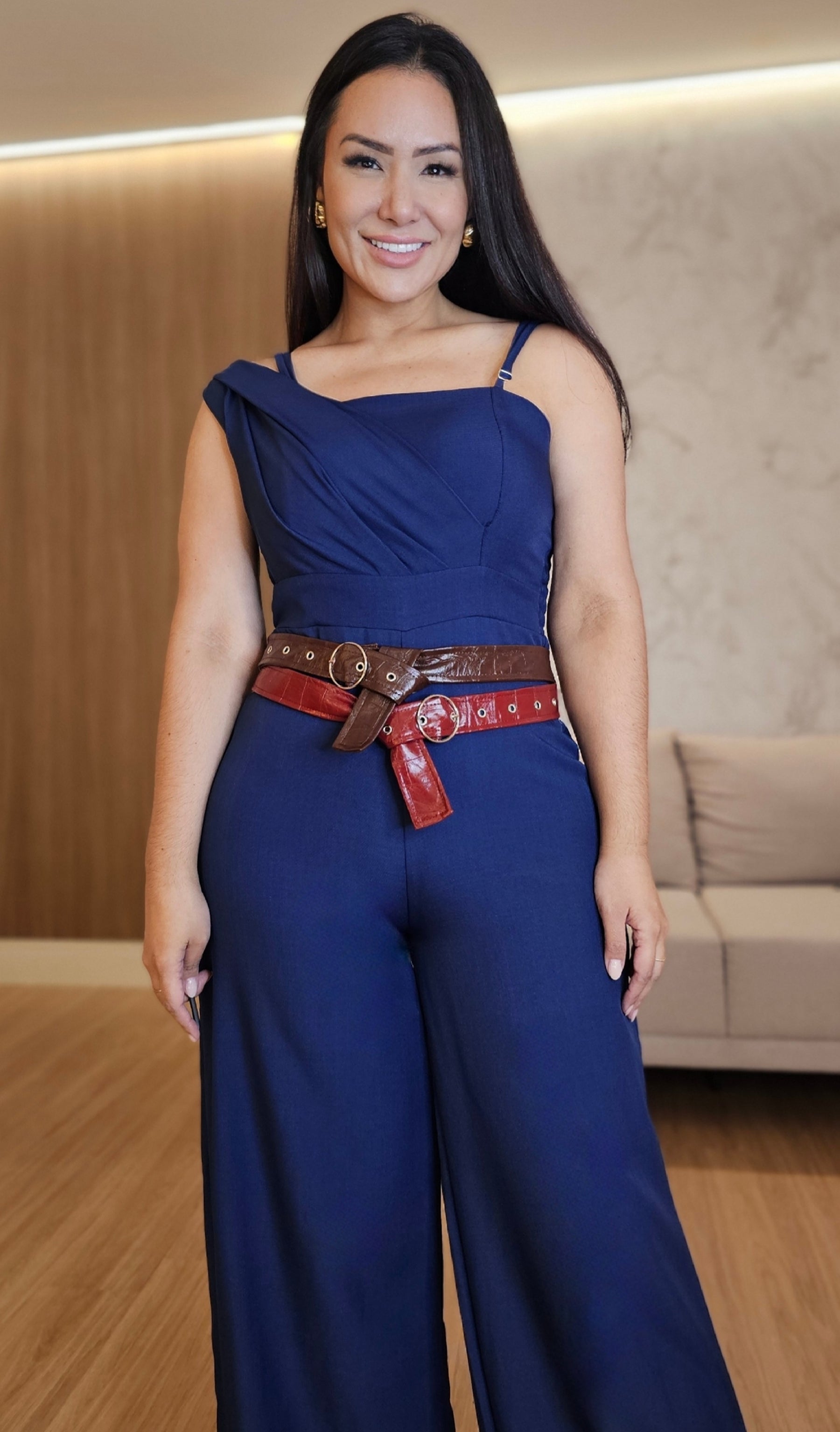 Macacão Feminino One Shoulder Azul Marinho – Elegância e Versatilidade