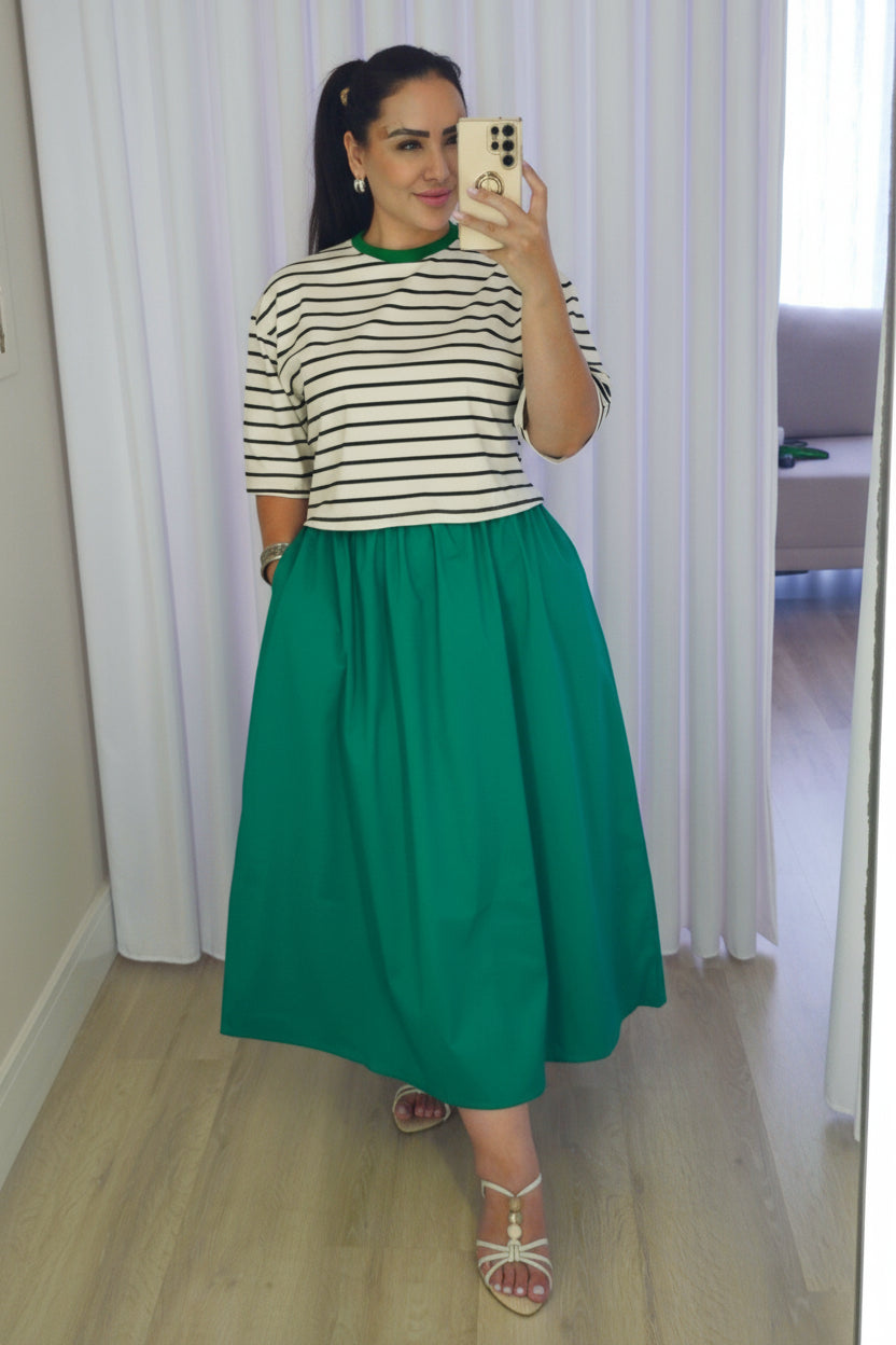 Saia Midi estruturada Verde com Bolsos