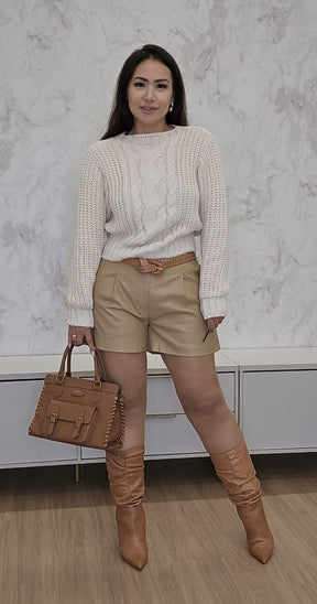 Short feminino em PU Premium - Bege