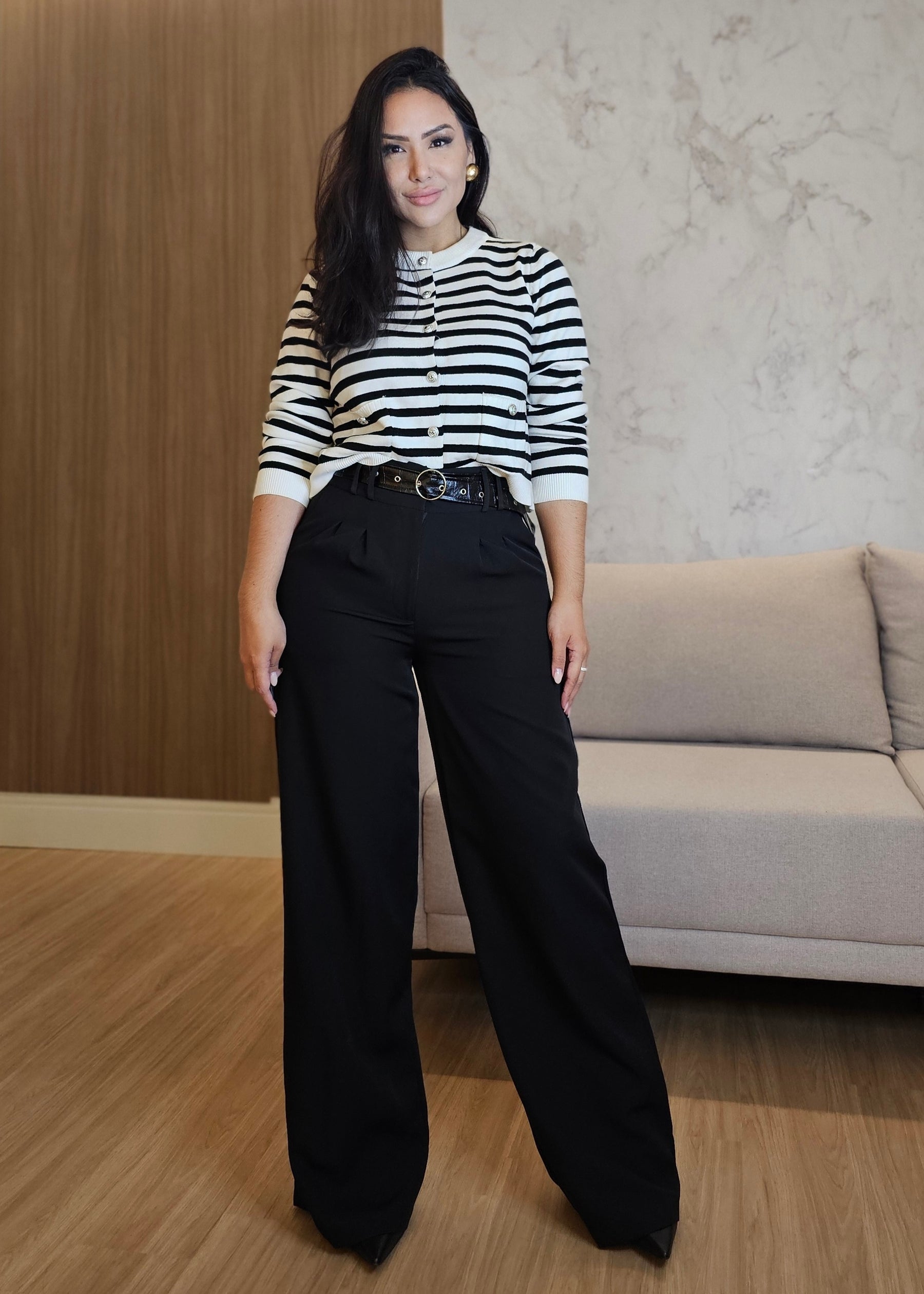 Cardigan Feminino Listrado em Modal Premium – Botões Funcionais