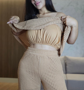 Conjunto Feminino de Tricô Premium Nude – Blusa Versátil e Calça com Dupla Possibilidade de Uso