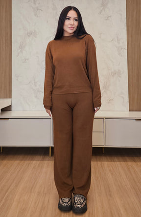 Conjunto feminino de tricot canelado marrom – conforto, estilo e elegância no seu dia a dia