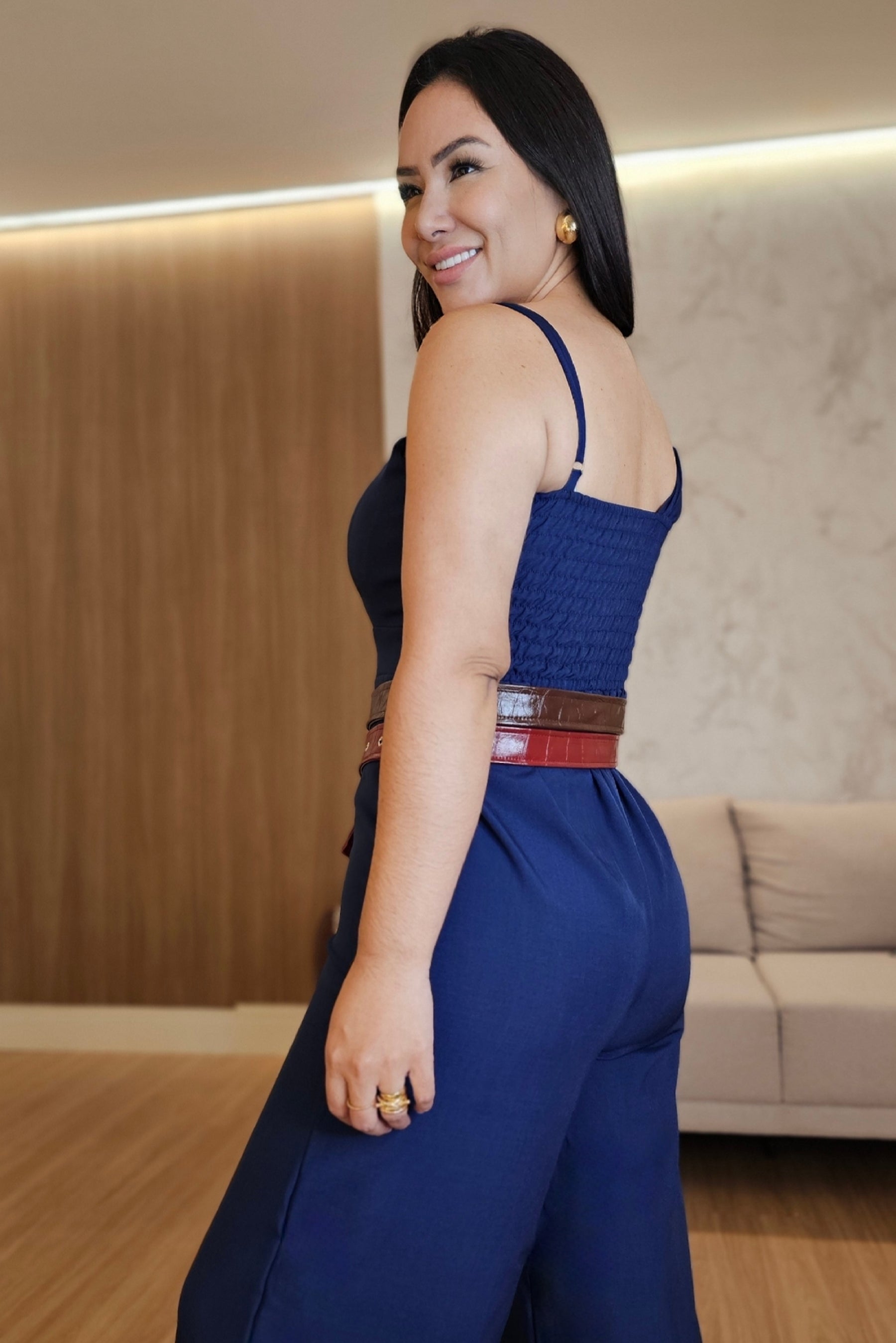 Macacão Feminino One Shoulder Azul Marinho – Elegância e Versatilidade