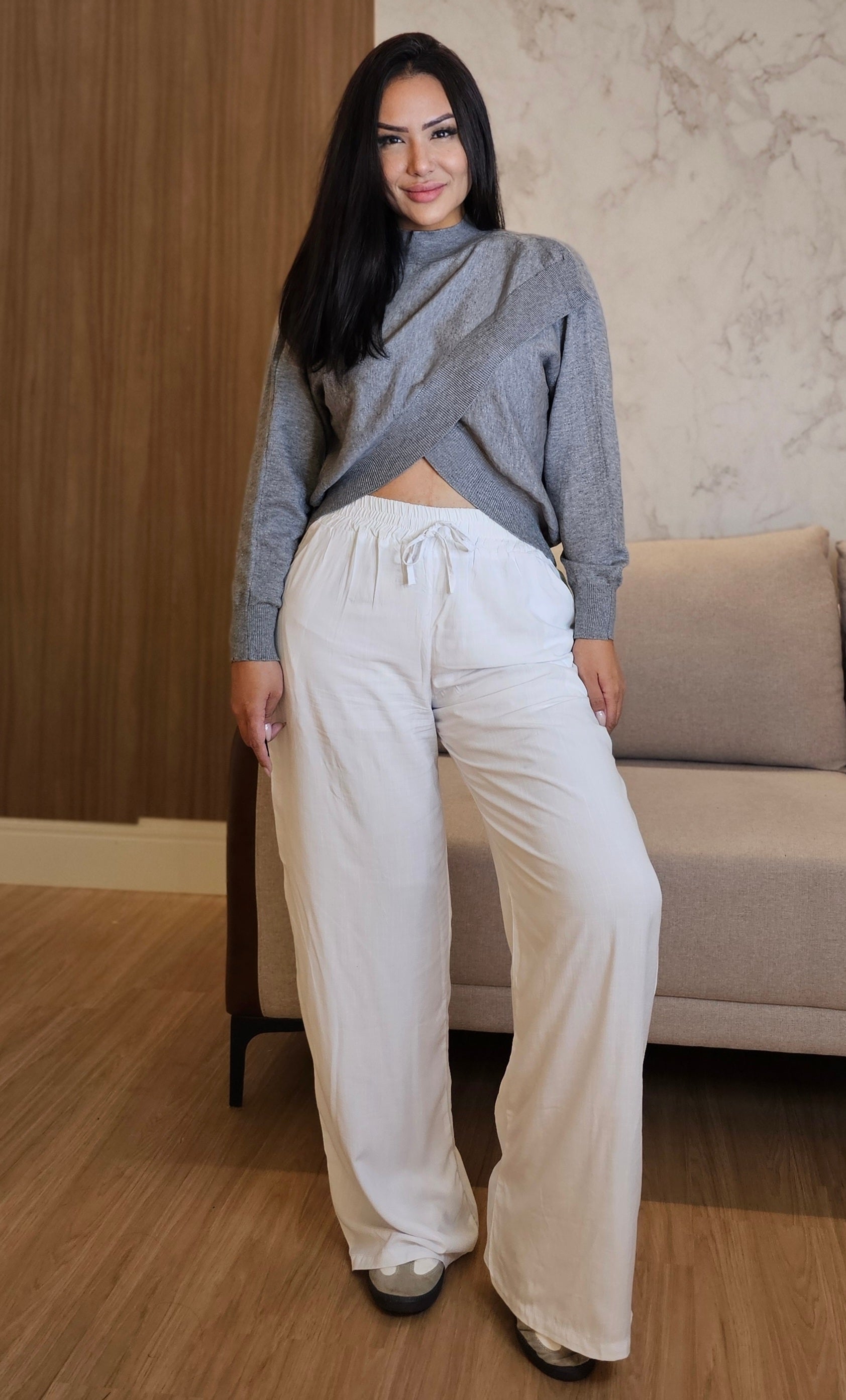 Blusa cinza Feminina Tricot com Detalhe Transpassado e Elastano