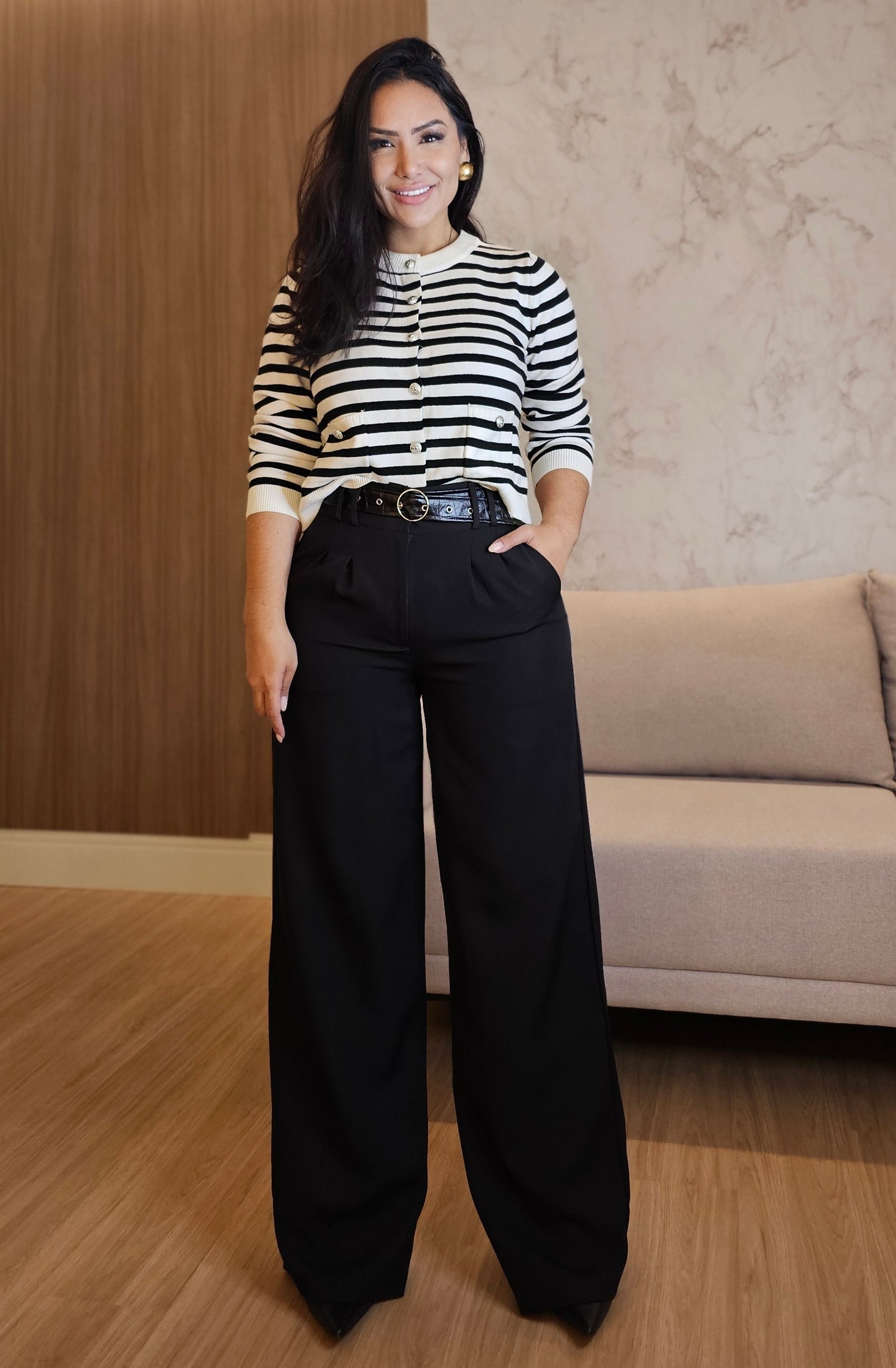 Cardigan Feminino Listrado em Modal Premium – Botões Funcionais