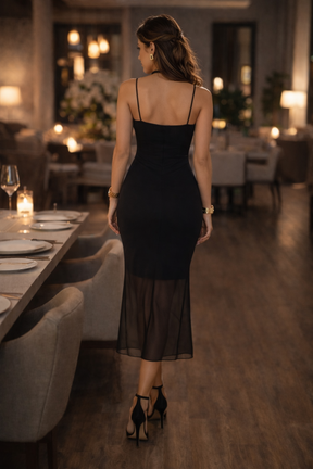 Vestido Midi Preto em Tule elegante