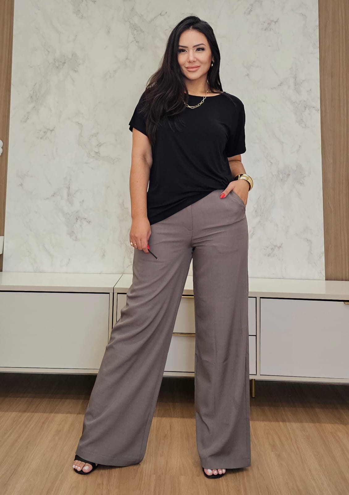 Calça Pantalona feminina cinza de Alfaiataria