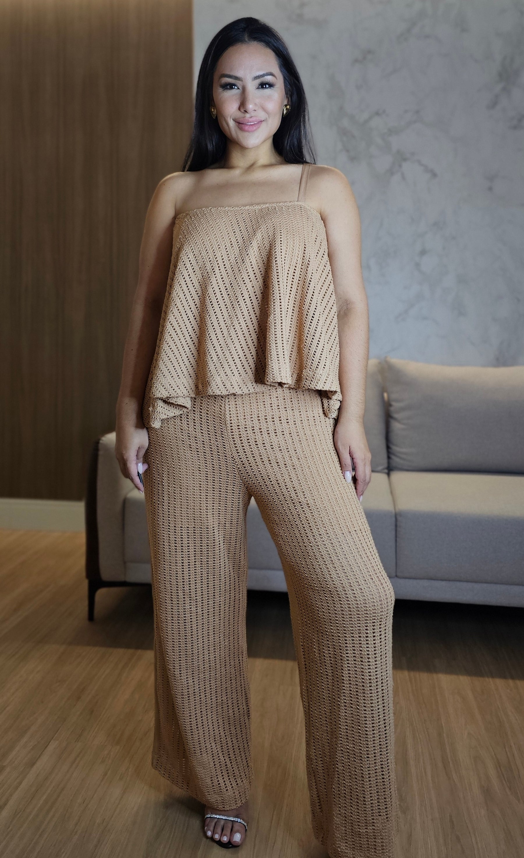 Conjunto Feminino de Tricô Premium Nude – Blusa Versátil e Calça com Dupla Possibilidade de Uso