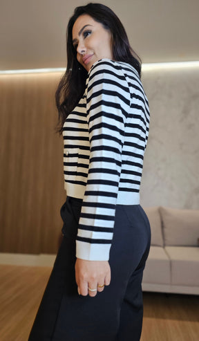 Cardigan Feminino Listrado em Modal Premium – Botões Funcionais