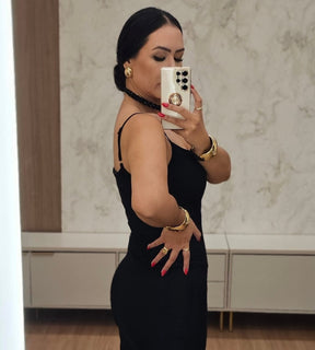 Vestido midi preto em tule liso - alças com regulagem e forro