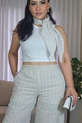 Conjunto bege de Calça listrada e lenço versátil
