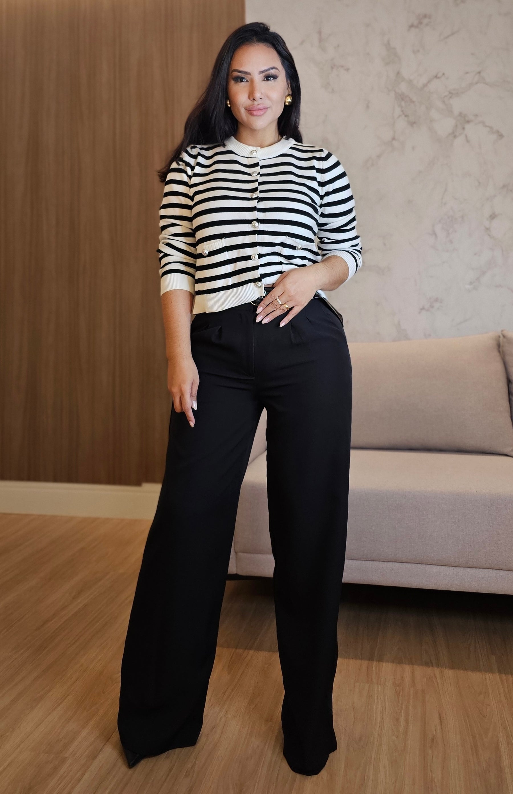 Cardigan Feminino Listrado em Modal Premium – Botões Funcionais