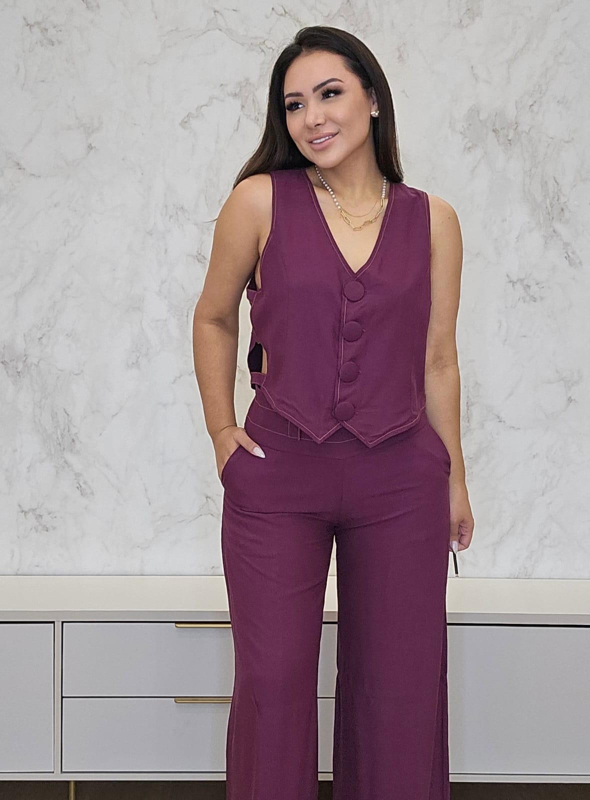 Calça pantalona feminina moderna em alfaiataria - Giovanna
