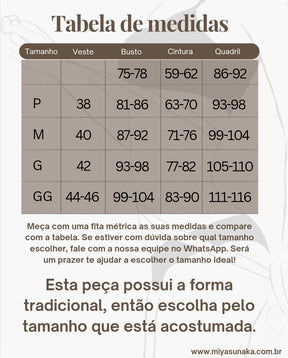 Calça Skinny Feminina de Alfaiataria Preta com Pregas Frontais