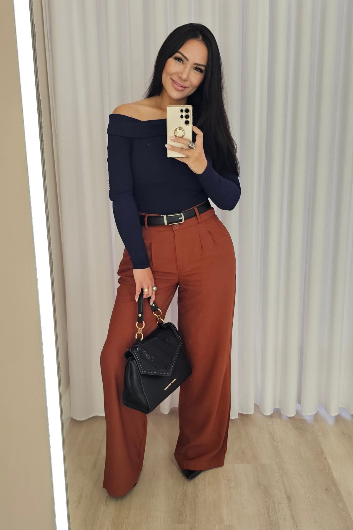 Calça feminina Pantalona marrom em alfaiataria de cintura alta