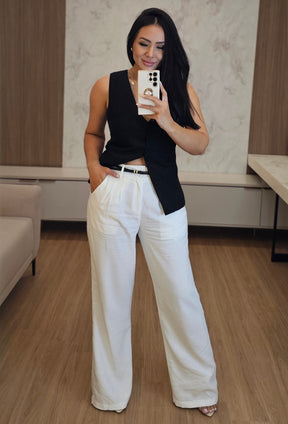 Blusa estilo colete feminina preta em alfaiataria com forro, botões encapados