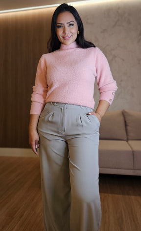 Blusa Feminina de Tricô Fofinho Rosa com Botões Elegantes no Punho – Conforto e Sofisticação