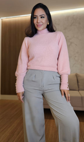 Blusa Feminina de Tricô Fofinho Rosa com Botões Elegantes no Punho – Conforto e Sofisticação